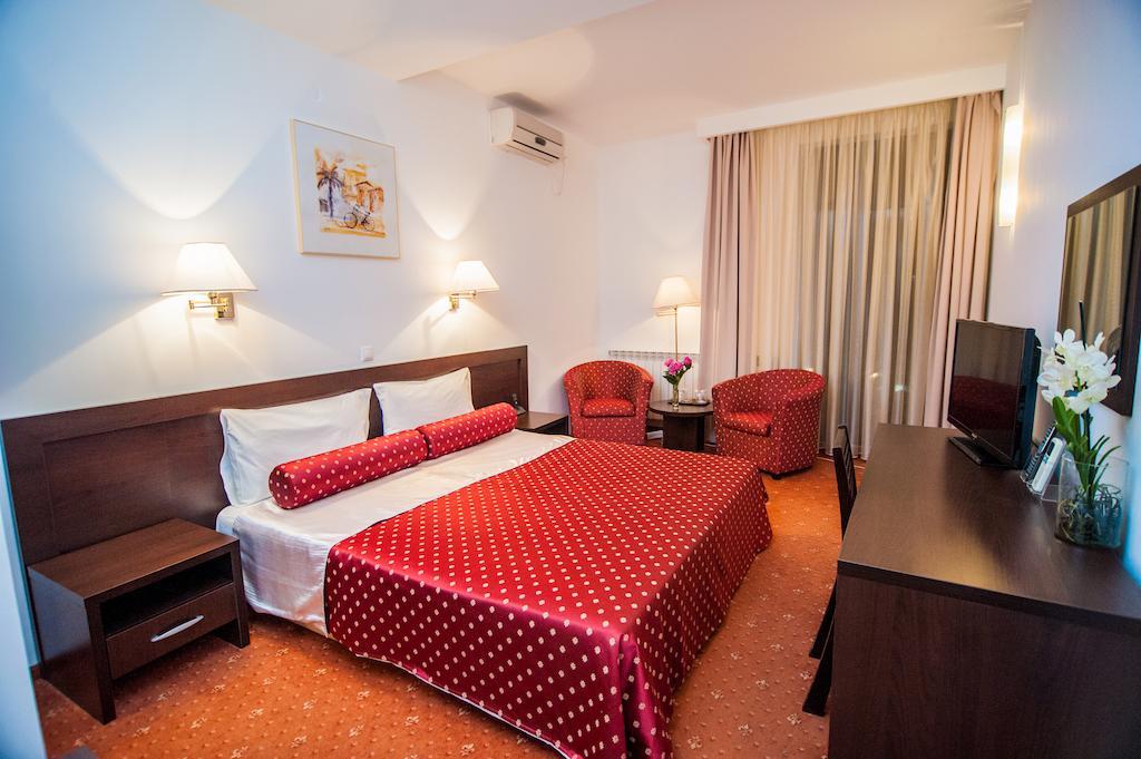 Hotel Mon Jardin Mahmudia Phòng bức ảnh
